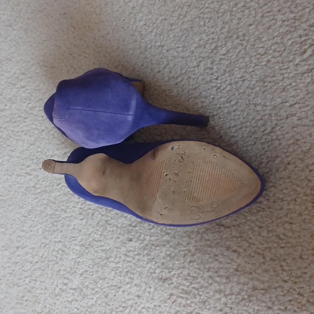 Heels - Picture 3 of 4